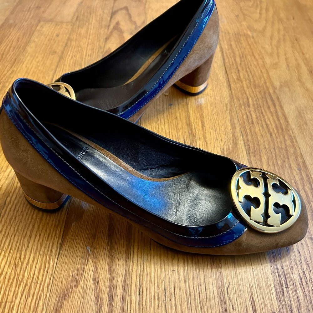 Tory Burch Suede and Patent Leather Frannie Pumps Mid Heels Shoes 7.5